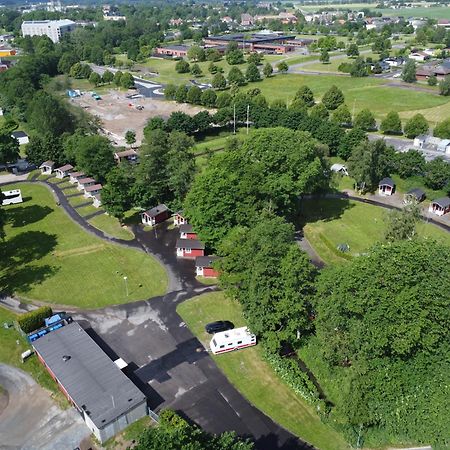 Skara Stads-Camping & Stugby Exterior photo