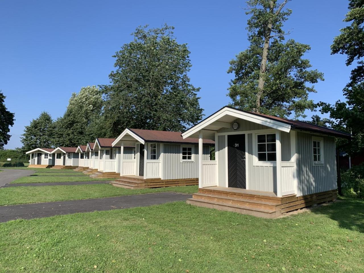 Skara Stads-Camping & Stugby Exterior photo